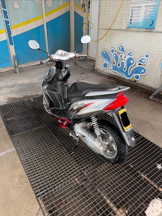 Yamaha Jog R 2006 Refrigerada por AireITV EN VIGOR