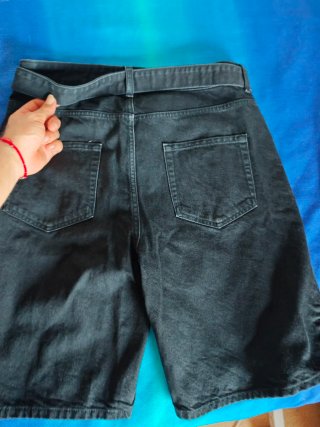 Pantalón corto Zara negro talla L