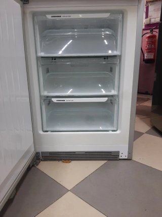 Frigorífico Liebherr plateado