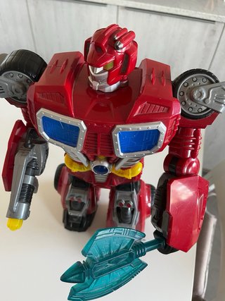 Robot Transformer con Luces y Sonido