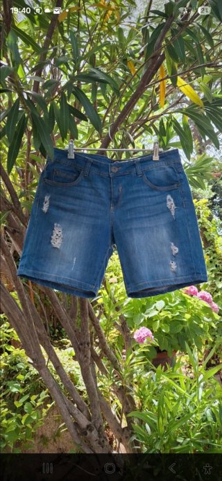 Bershka Shorts/ mini bermudas Vaqueros Destroys