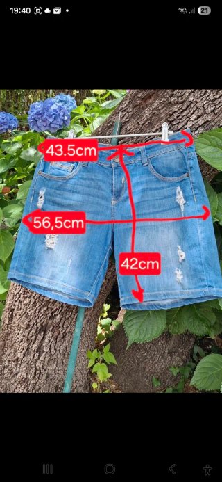 Bershka Shorts/ mini bermudas Vaqueros Destroys