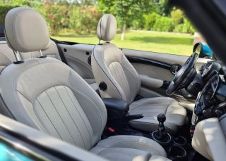 MINI Cooper Cabrio 2016 en perfecto estado