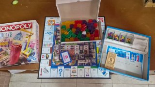 Monopoly Builder Juego de Mesa