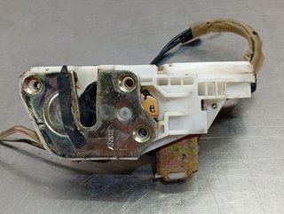 CERRADURA PUERTA DELANTERA IZQUIERDA MITSUBISHI M