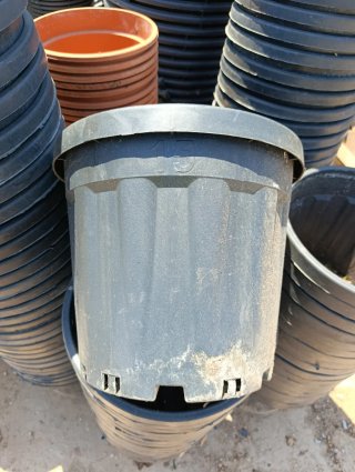 Maceteros 12L Negros (Pack)