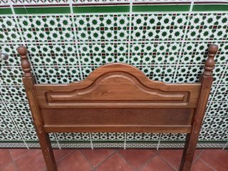 REGALO Cabecero de madera estilo clásico