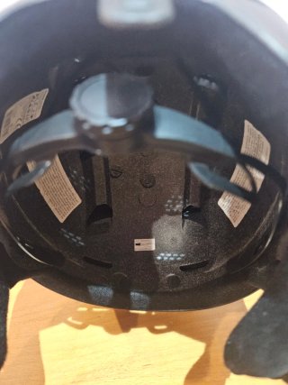 Casco Negro JOE 300 HFS