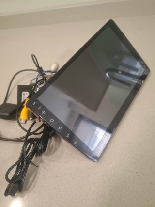 PANTALLA MULTIMEDIA.      Pantalla para coche