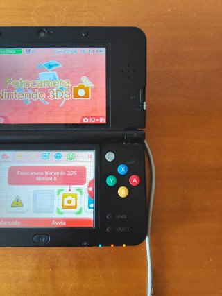New Nintendo 3DS Nero + Caricabatterie + 9 Giochi