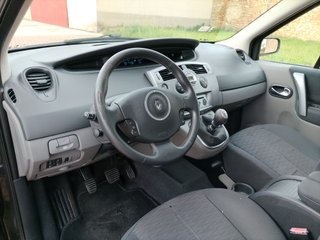Renault Grand Scenic SUPER CUIDADA