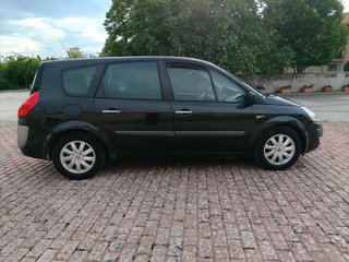 Renault Grand Scenic SUPER CUIDADA