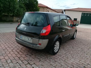 Renault Grand Scenic SUPER CUIDADA