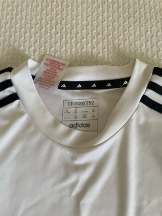 Conjunto Adidas niño Talla 11-12 años