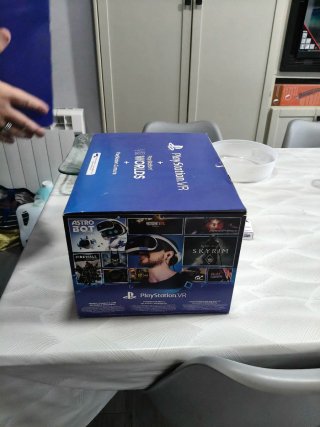 PS VR con cascos,no contiene los juegos de la caja