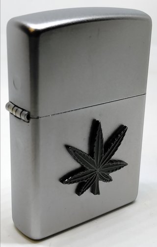 Zippo Hoja de Parra.
