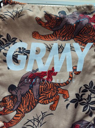 Mochila Grimey con cordones