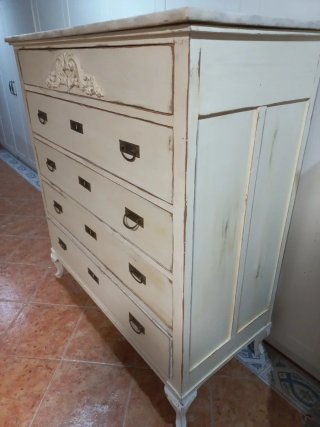 Cómoda antigua Shabby Chic renovada