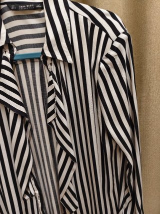 Camisa Zara Talla M/L Rayas Blanco y Negro