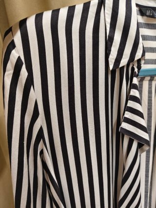 Camisa Zara Talla M/L Rayas Blanco y Negro
