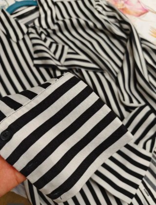 Camisa Zara Talla M/L Rayas Blanco y Negro