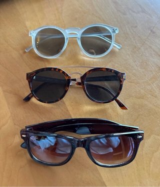 Gafas de sol estilo wayfarer y redondas