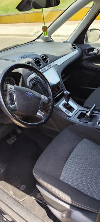 Ford Galaxy 2013