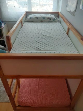 Litera Kura Ikea Madera