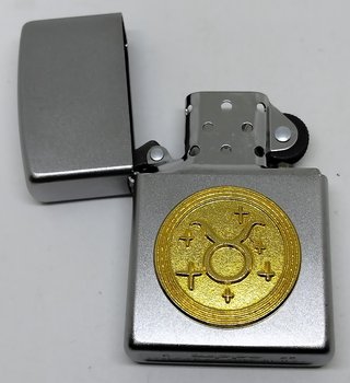 Zippo Tauro.