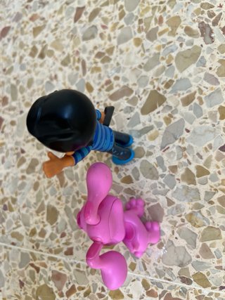 Muñecos de Josh y Magenta de Blue