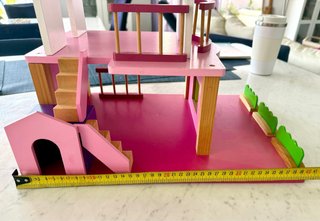 Casa de muñecas multicolor