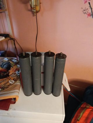 4 patas de cama 26 cm las 4 x10 euros