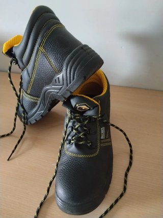 Botas de seguridad BeeWork Talla 43