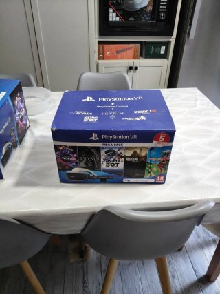 Gafas VR PS4 Sony,con cascos no contiene los juego