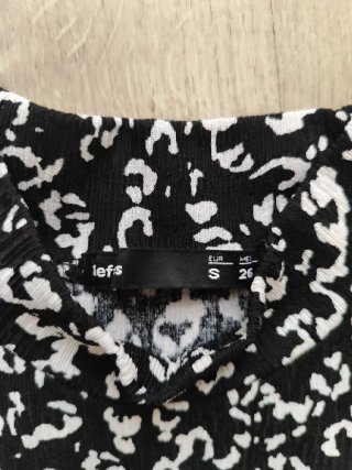 Vestido estampado · Lefties · S (perfecto estado)