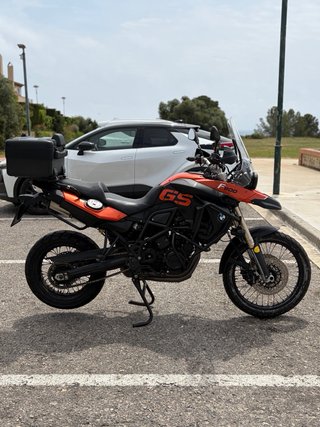 BMW F800GS Naranja y Negra