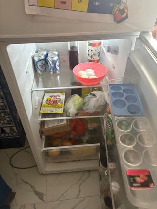 Frigorífico Benavent Blanco esta conectado