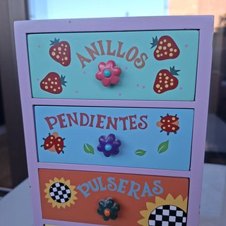 Joyero infantil de madera