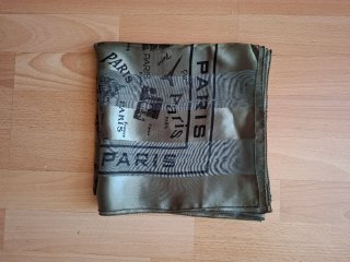 Fular con estampado París