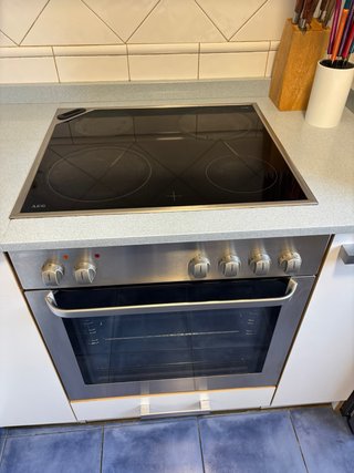 Horno y vitrocerámica AEG