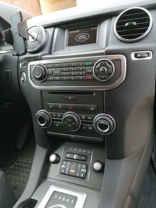 Land Rover Discovery 2012