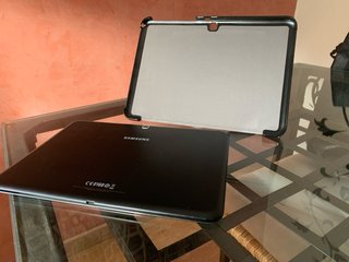Samsung Galaxy Tab 4 + funda nueva