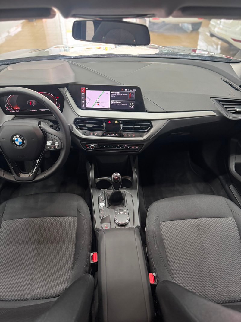 BMW Serie 1 116d (F40) 2023, foto 9