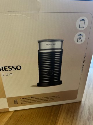 Cafetera Nespresso Vertuo Pop + Aeroccino - nueva