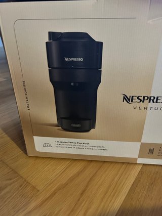 Cafetera Nespresso Vertuo Pop + Aeroccino - nueva