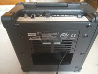 Amplificador Peavey.