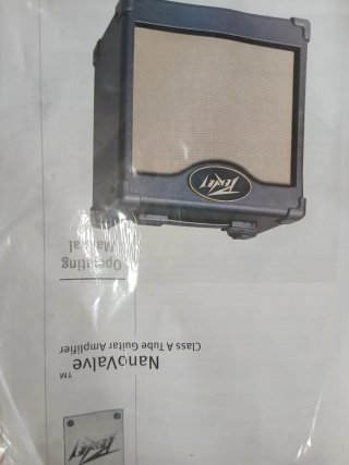 Amplificador Peavey.