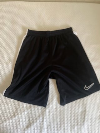 Chándal Nike Niño Talla XL + Pantalón Corto