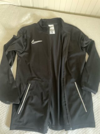 Chándal Nike Niño Talla XL + Pantalón Corto