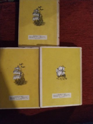 3 Libros ediciones La nave. Años 40